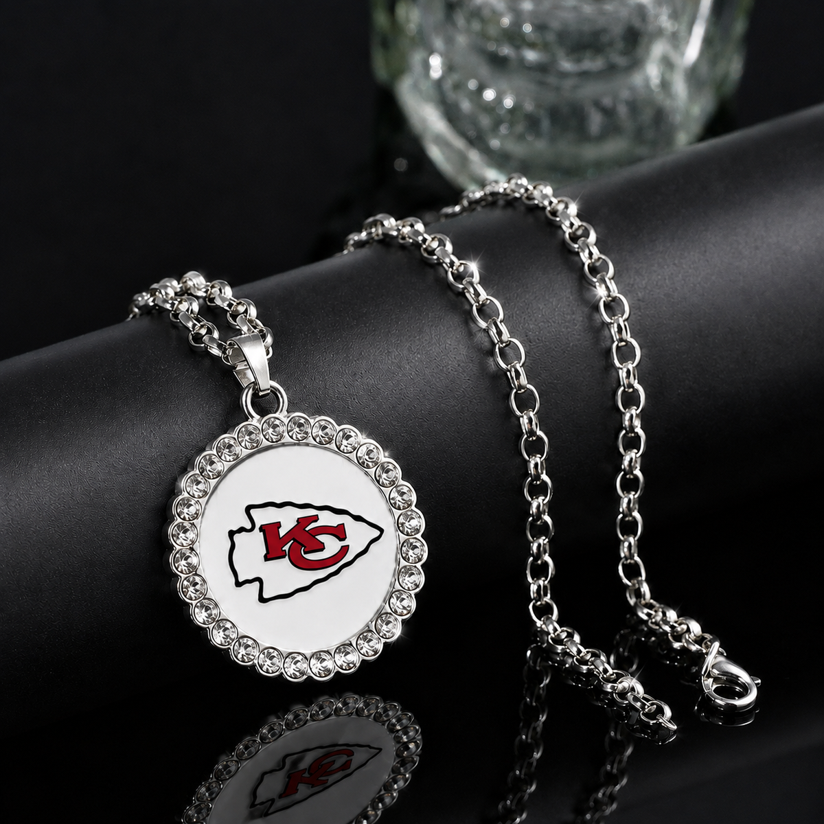 🏈NFL 32-Team Round Rhinestone-Accented Time Gem Necklace📿🍀