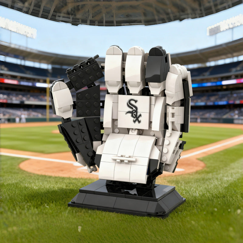 MLB Building Block Glove Series—creative building sets that make the perfect gift for fans.