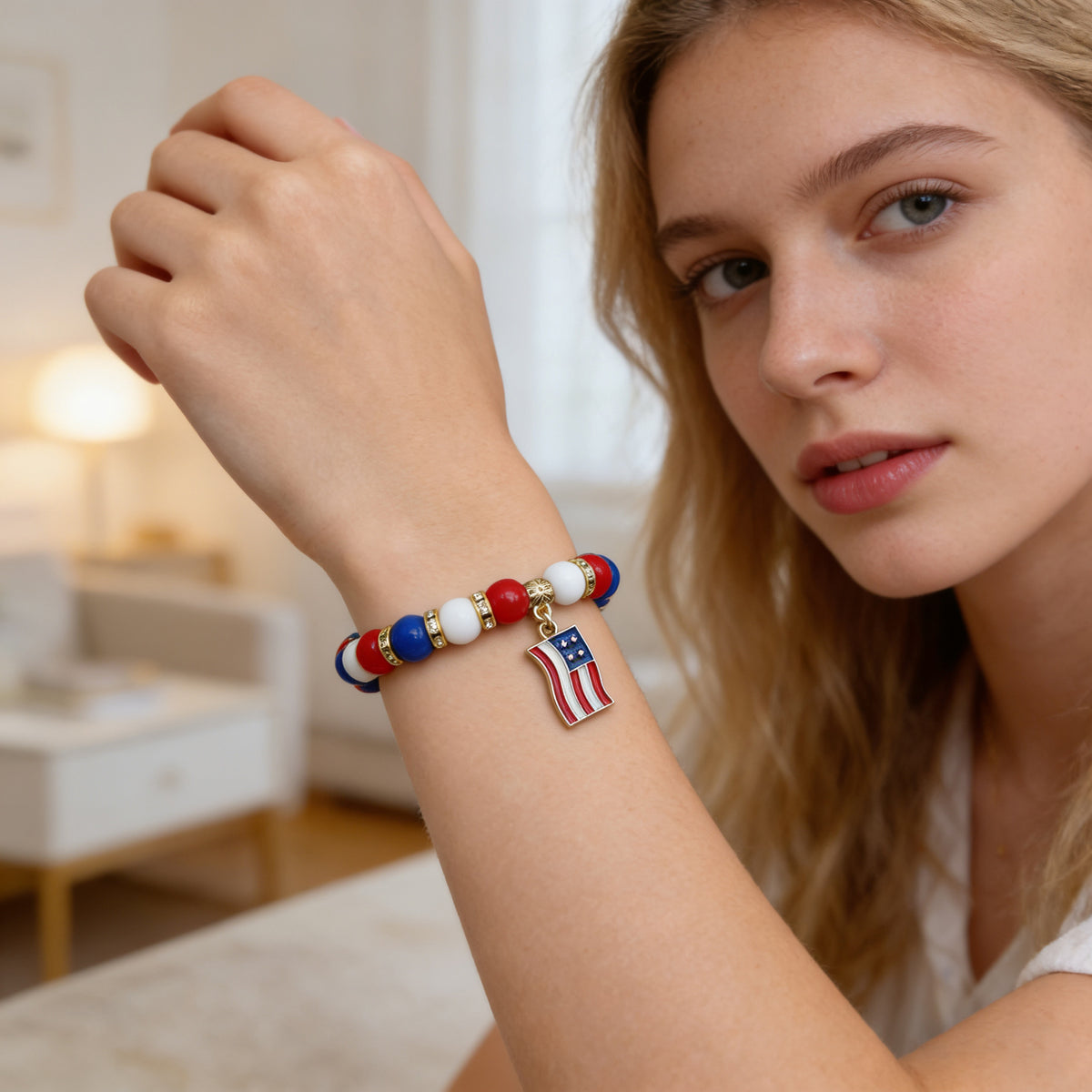 🦅USA commemorative bracelet (set with red, white, and blue gemstones)📿🍀