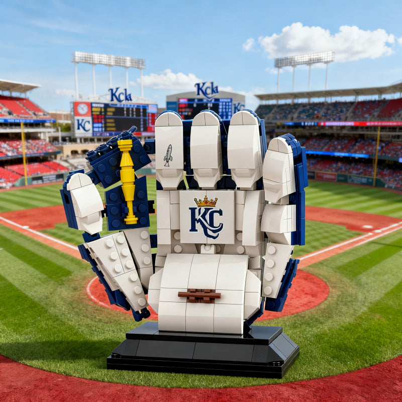 MLB Building Block Glove Series—creative building sets that make the perfect gift for fans.