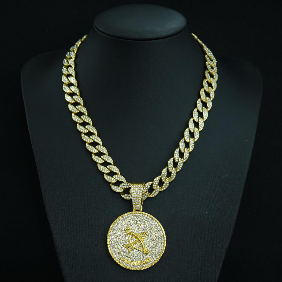 Zodiac Sign Cuban Chain Necklace – Exquisite, Stylish Gold-Plated Pendant📿🍀